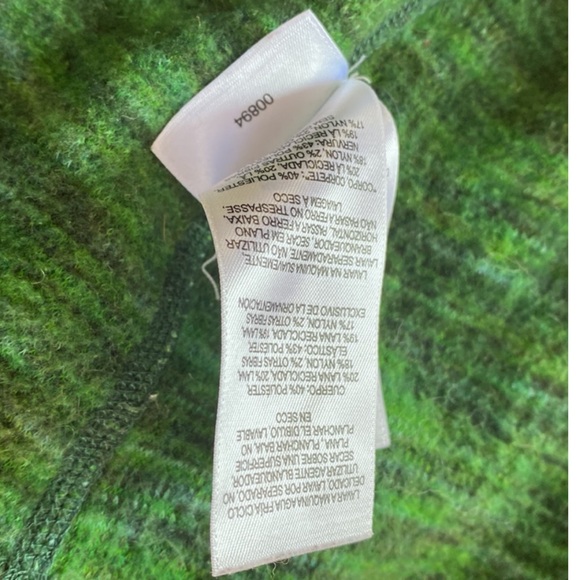 Mountain Hardwear Green Zip Front Cozy Outdoor Sweater Size large - Picture 8 of 14